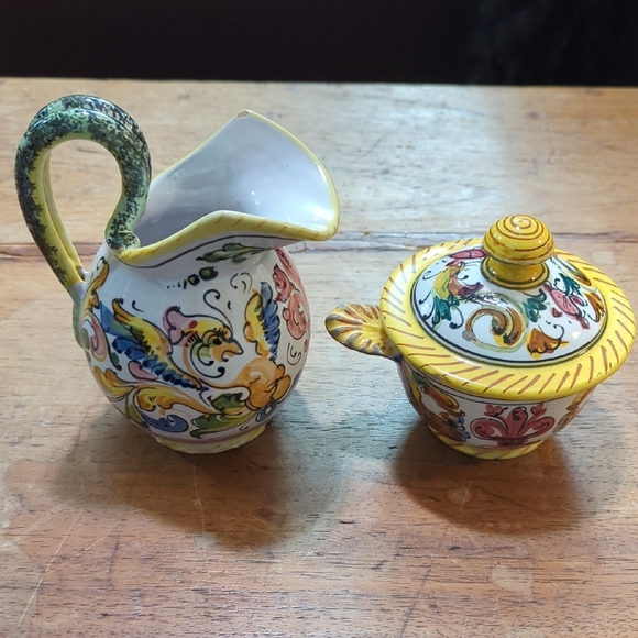 Majolica Other - Mid Century Italian Majolica Milk And Sugar